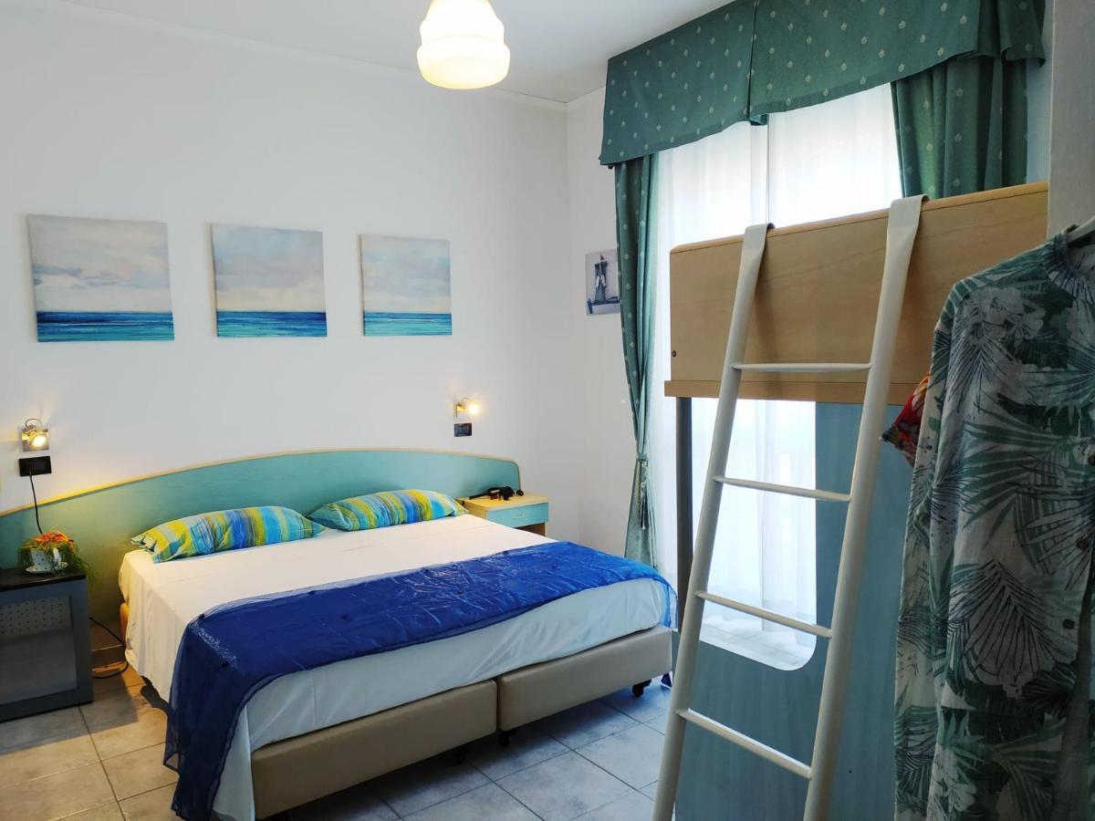 Hotel San Giorgio Savoia Bellaria-Igea Marina Esterno foto