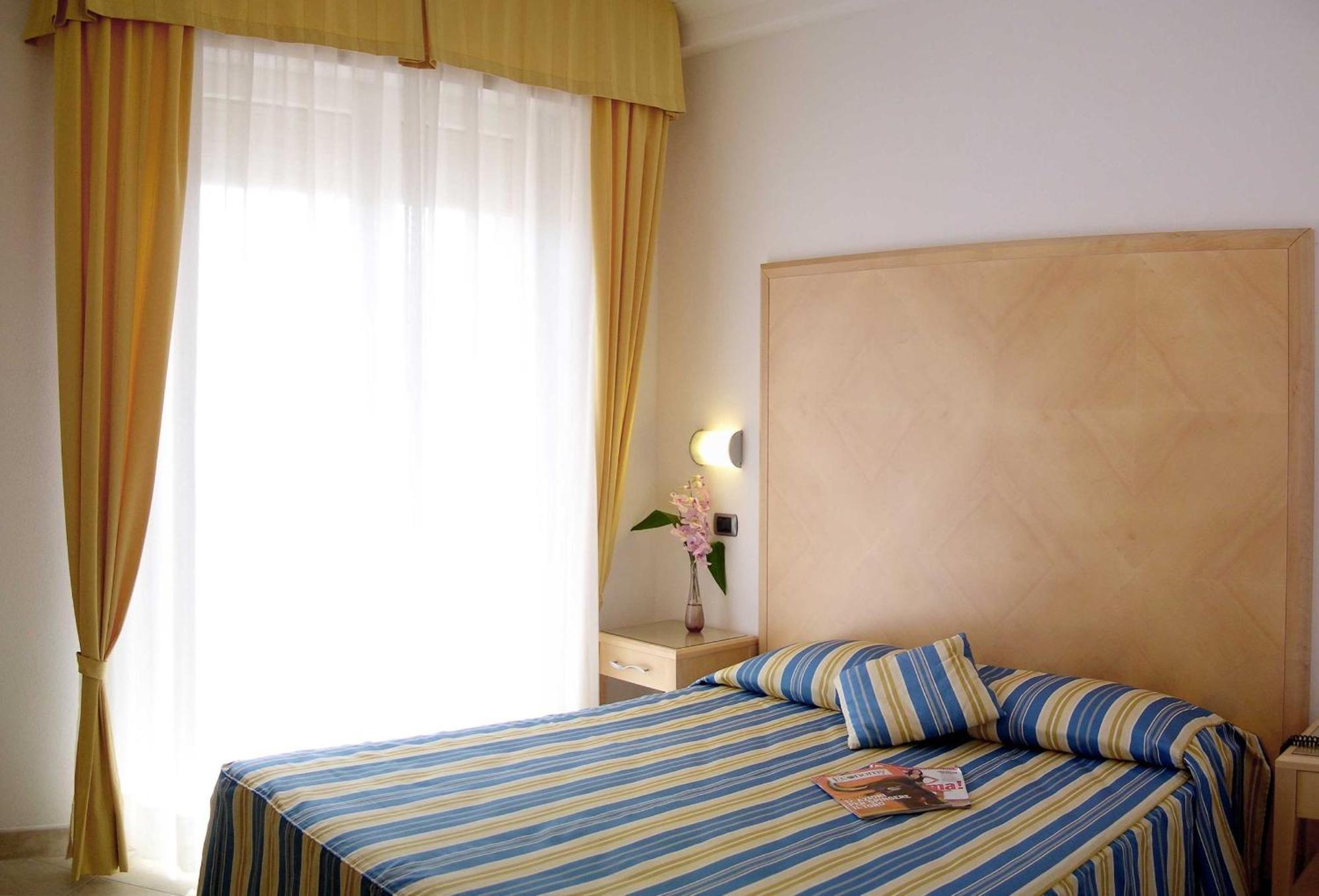 Hotel San Giorgio Savoia Bellaria-Igea Marina Camera foto