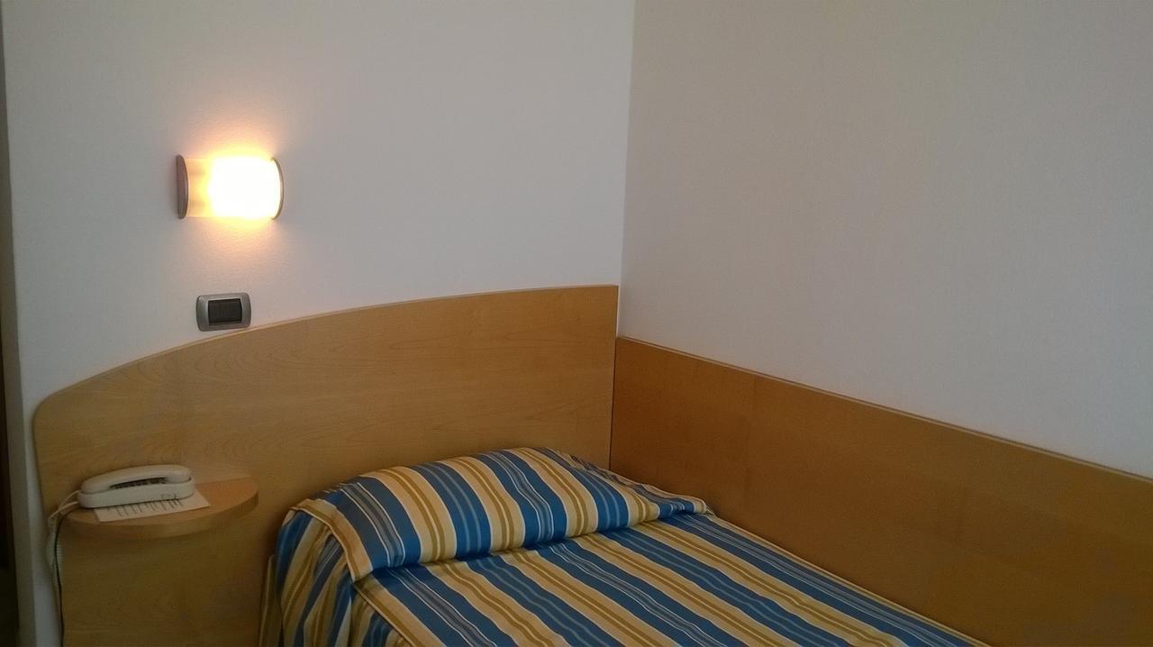 Hotel San Giorgio Savoia Bellaria-Igea Marina Esterno foto