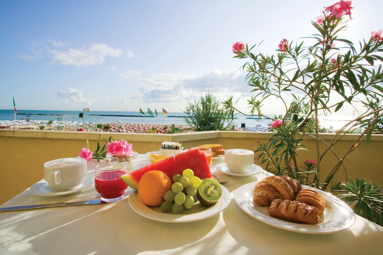 Hotel San Giorgio Savoia Bellaria-Igea Marina Esterno foto