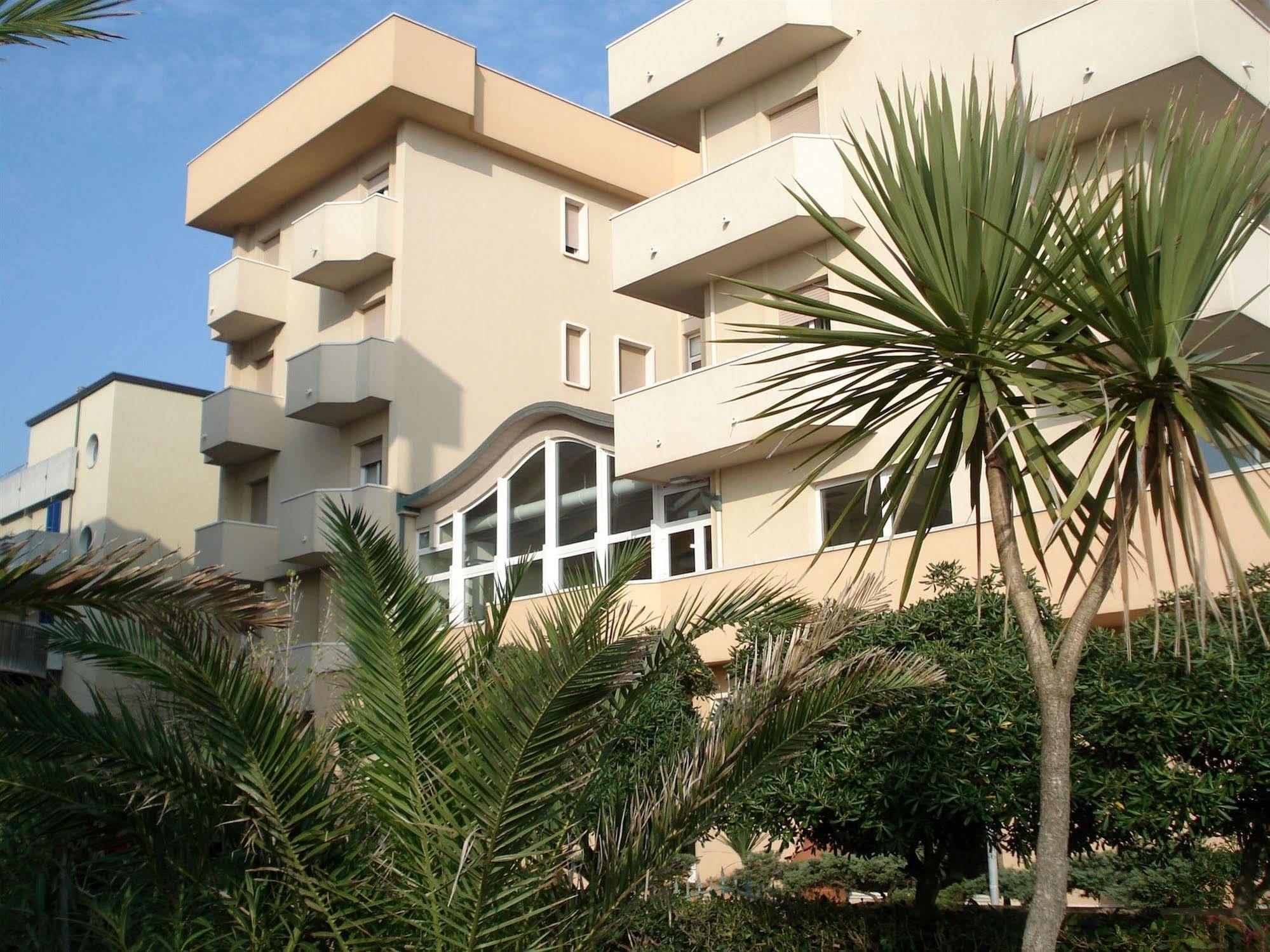 Hotel San Giorgio Savoia Bellaria-Igea Marina Esterno foto